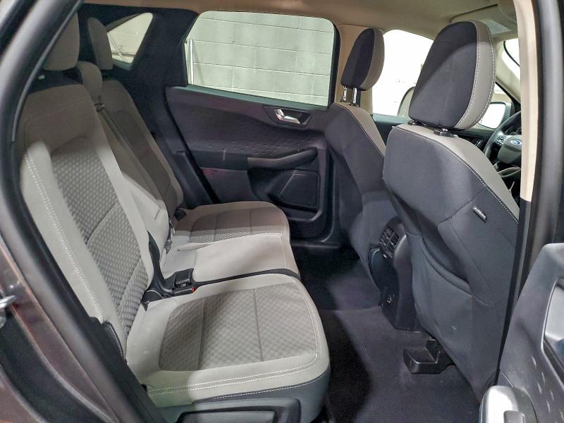 Фото 10 - FORD ESCAPE