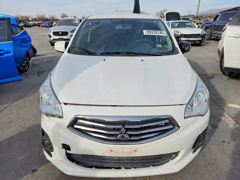 Фото 5 - MITSUBISHI MIRAGE