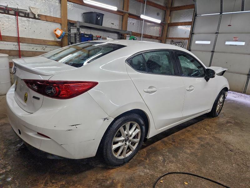 Фото 3 - MAZDA 3