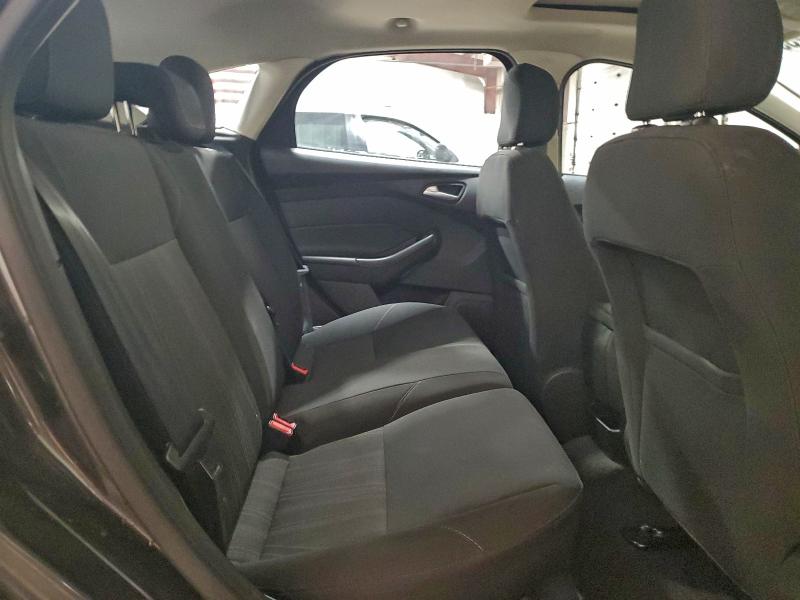 Фото 10 - FORD FOCUS