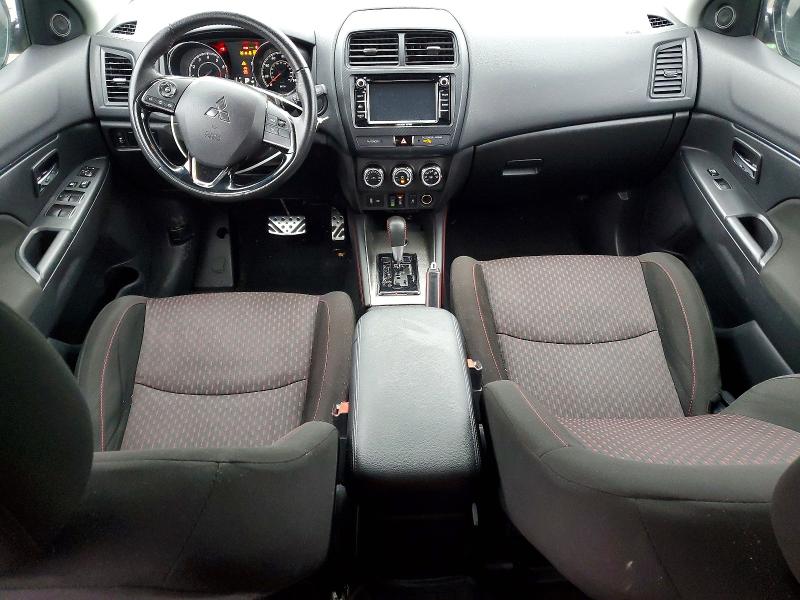 Фото 8 - MITSUBISHI OUTLANDER