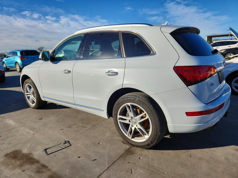 Фото 2 - AUDI Q5