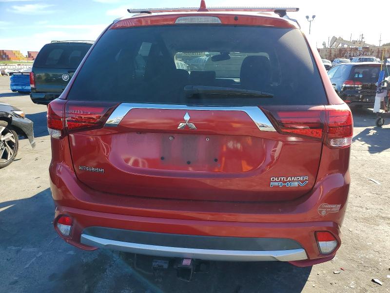 Фото 6 - MITSUBISHI OUTLANDER