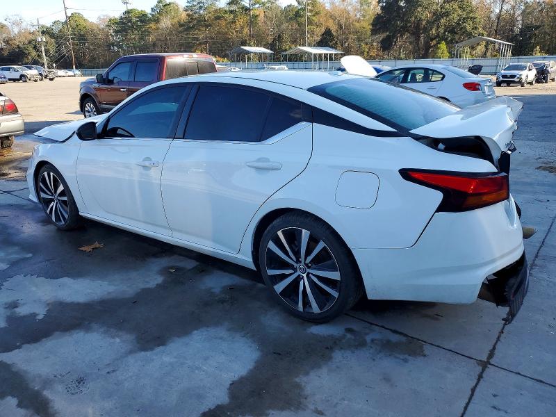 Фото 2 - NISSAN ALTIMA