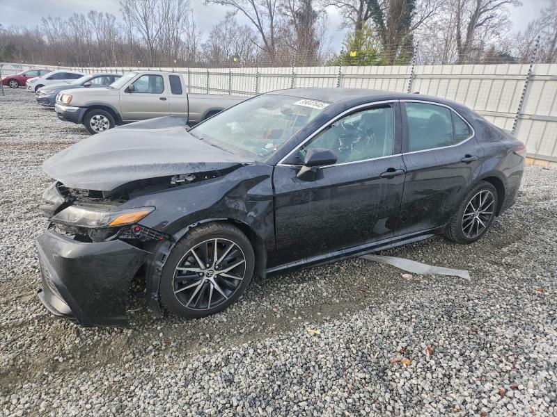Фото 1 - TOYOTA CAMRY