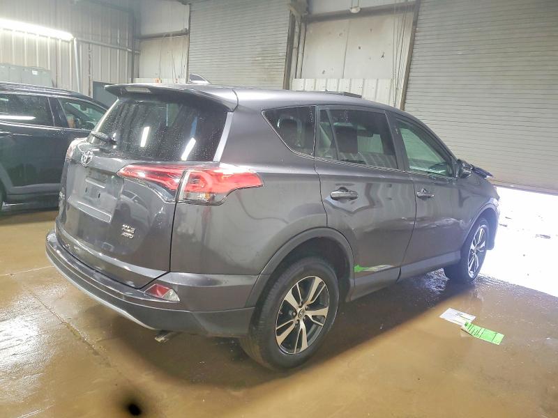 Фото 3 - TOYOTA RAV4