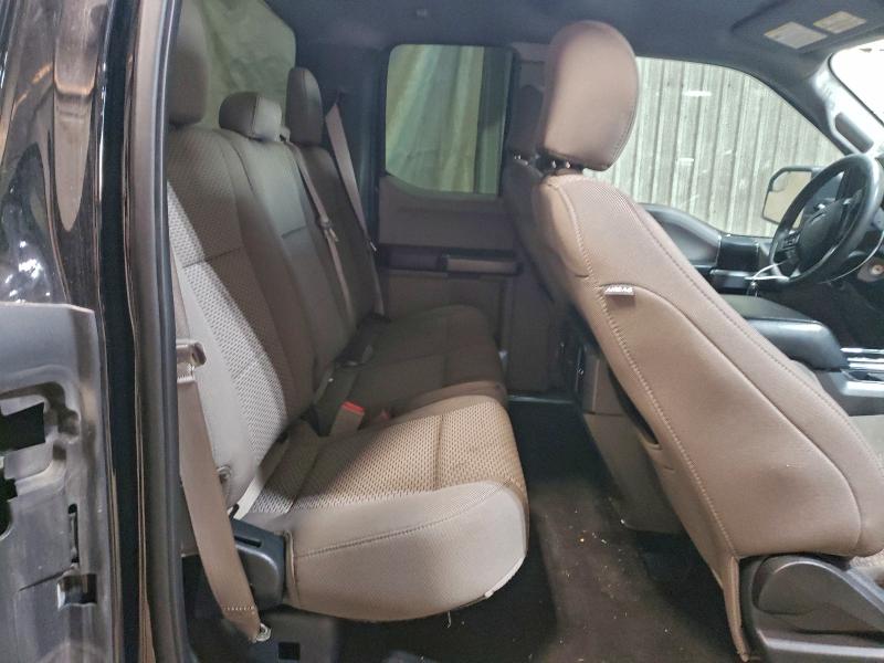 Фото 10 - FORD F-150