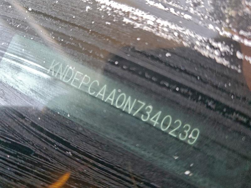 Фото 12 - KIA SELTOS