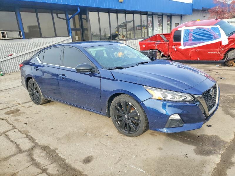 Фото 4 - NISSAN ALTIMA