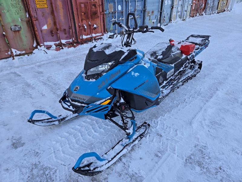 SKI-DOO SNOWMOBILE 2019