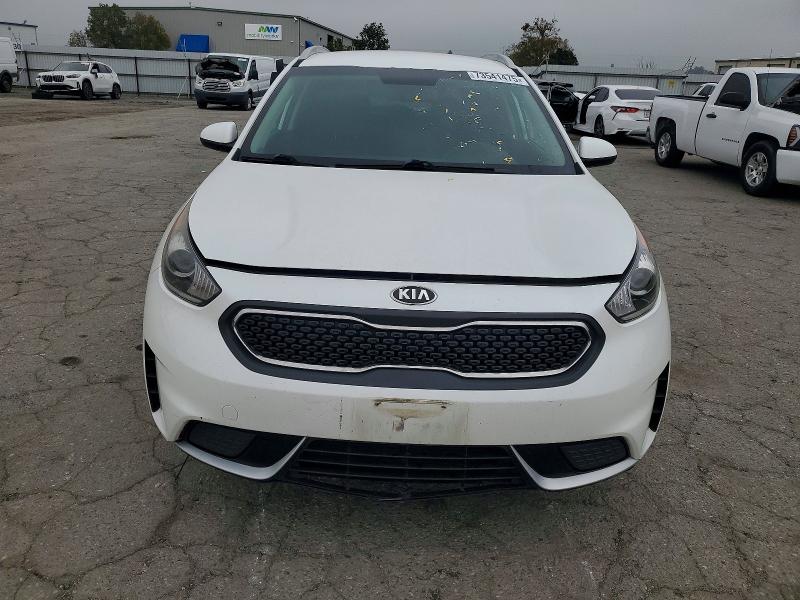 Фото 5 - KIA NIRO