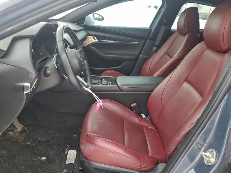 Фото 7 - MAZDA 3