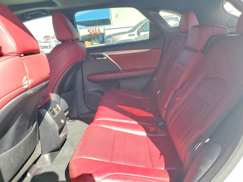 Фото 11 - LEXUS RX350