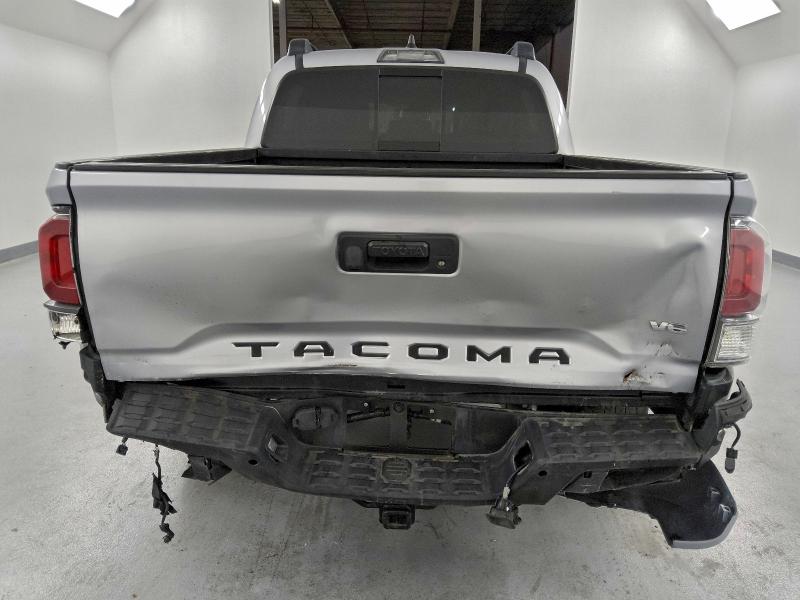 Фото 6 - TOYOTA TACOMA