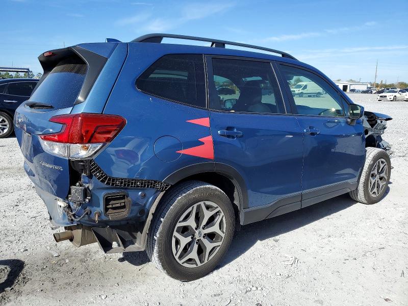 Фото 3 - SUBARU FORESTER