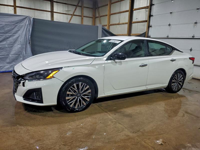 Фото 1 - NISSAN ALTIMA