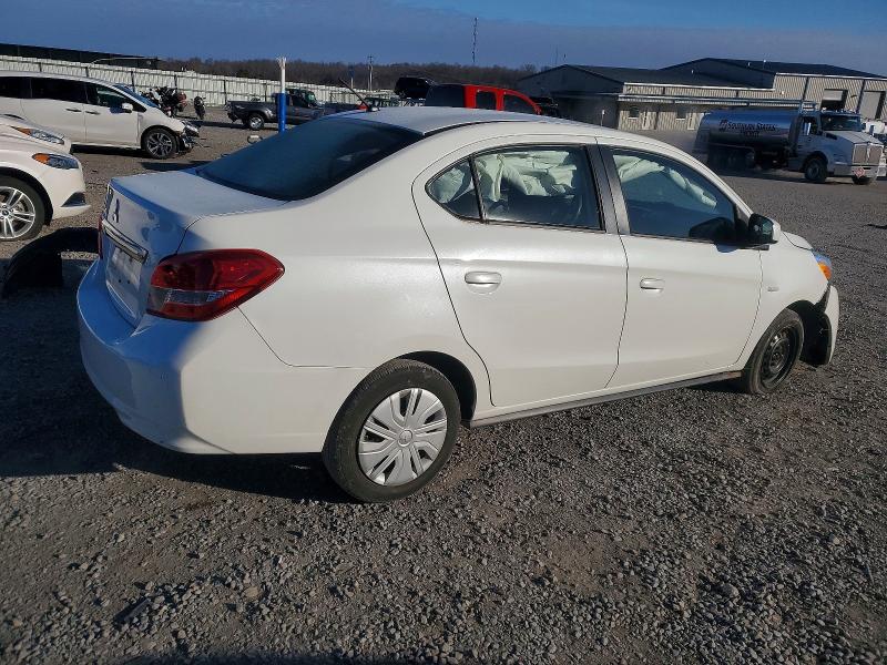 Фото 3 - MITSUBISHI MIRAGE