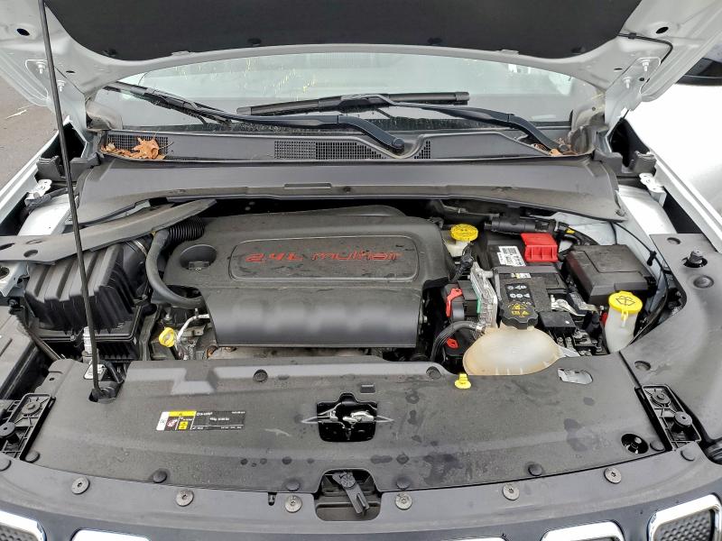 Фото 12 - JEEP COMPASS