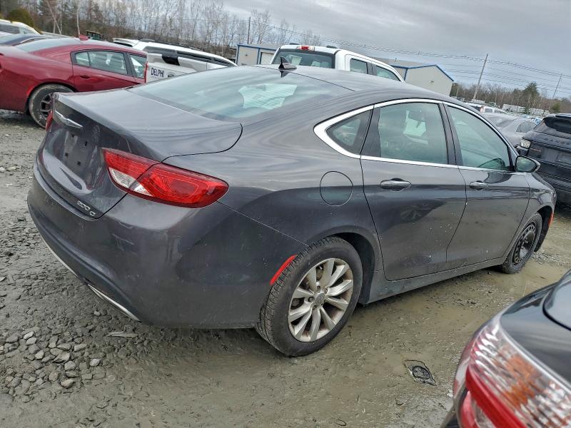 Фото 3 - CHRYSLER 200