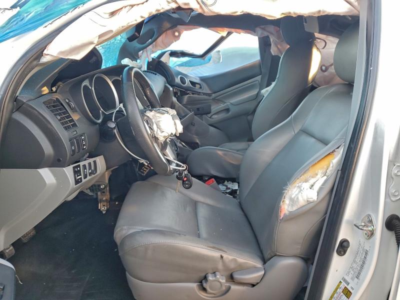 Фото 7 - TOYOTA TACOMA