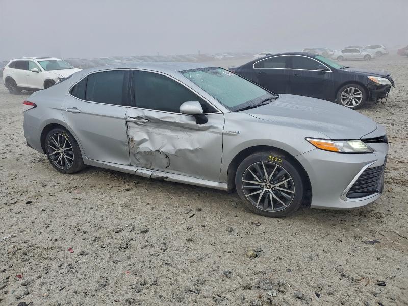 Фото 4 - TOYOTA CAMRY