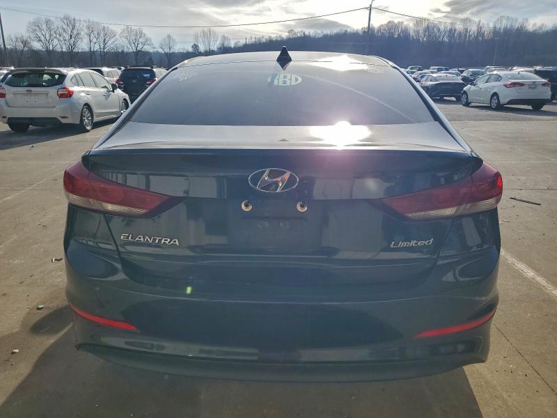 Фото 6 - HYUNDAI ELANTRA