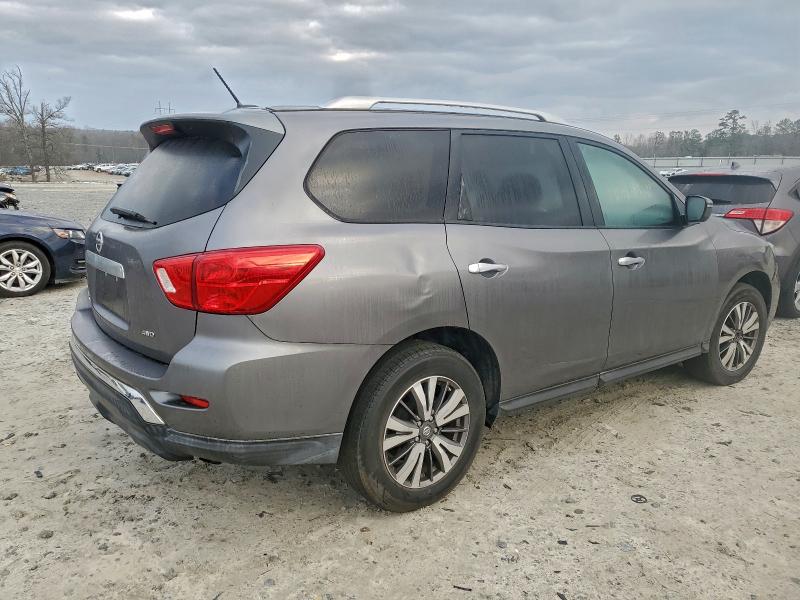 Фото 3 - NISSAN PATHFINDER