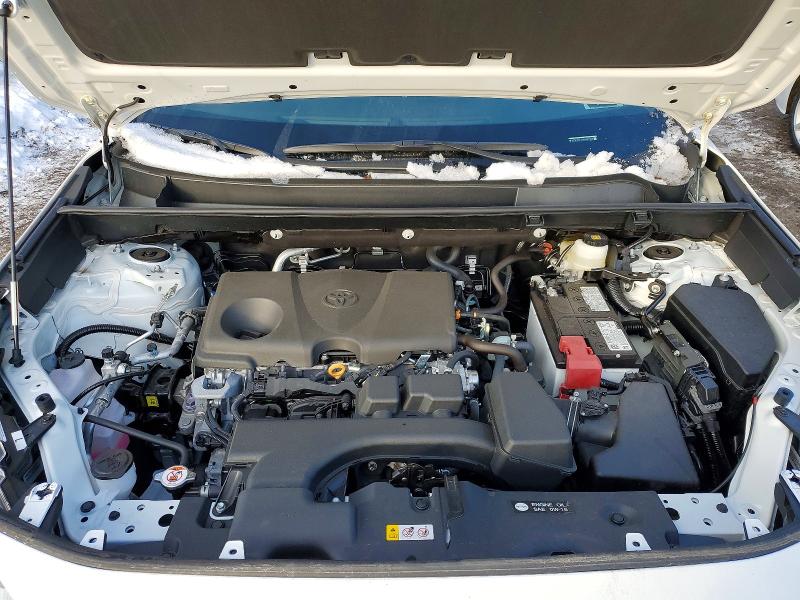 Фото 12 - TOYOTA RAV4