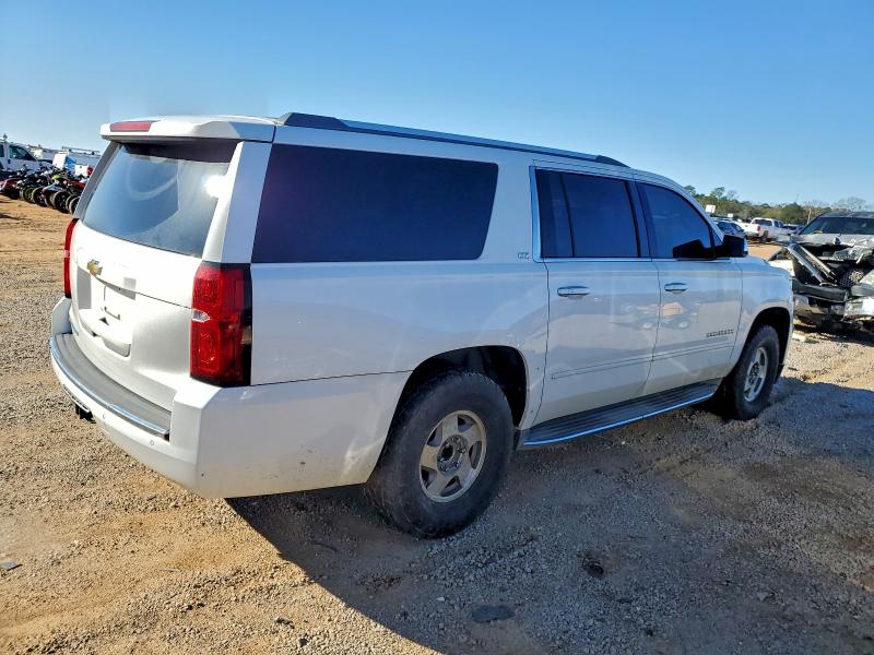 Фото 3 - CHEVROLET SUBURBAN
