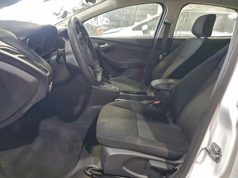 Фото 7 - FORD FOCUS