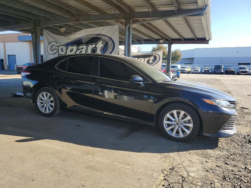 Фото 4 - TOYOTA CAMRY