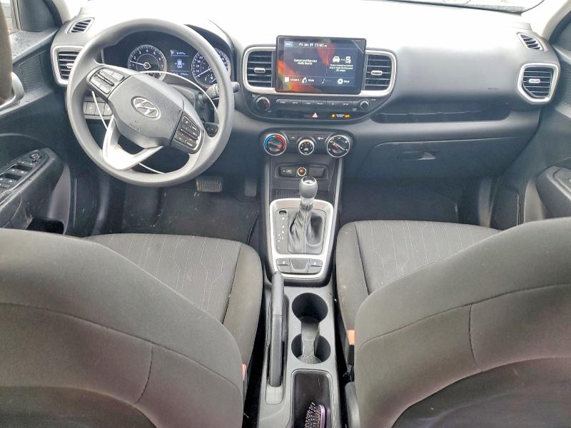 Фото 8 - HYUNDAI VENUE