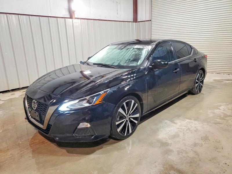 Фото 1 - NISSAN ALTIMA