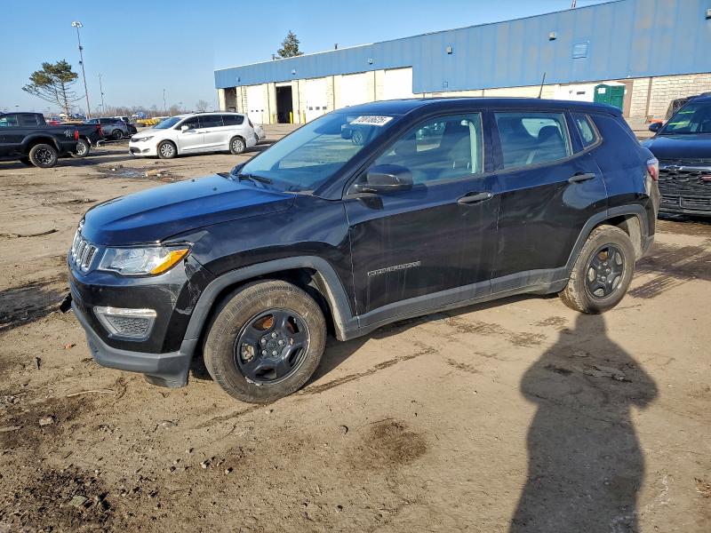 Фото 1 - JEEP COMPASS