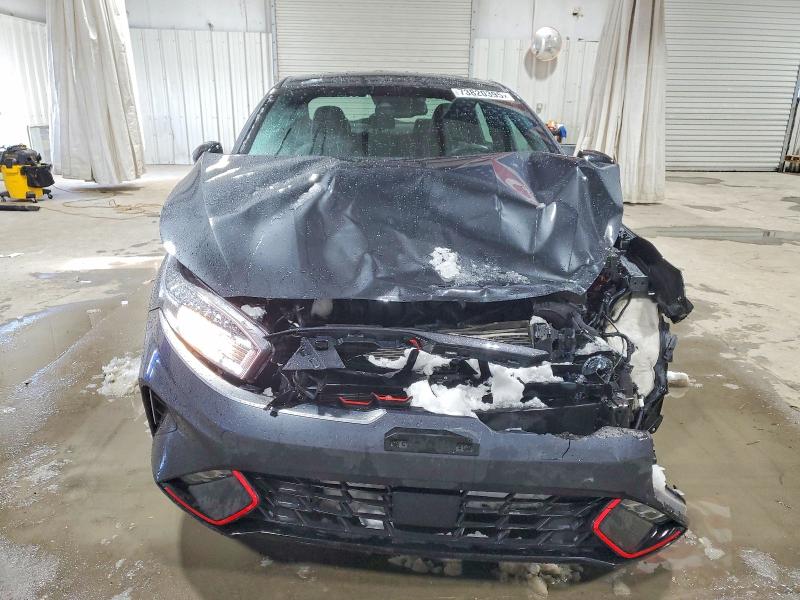 Фото 5 - KIA FORTE