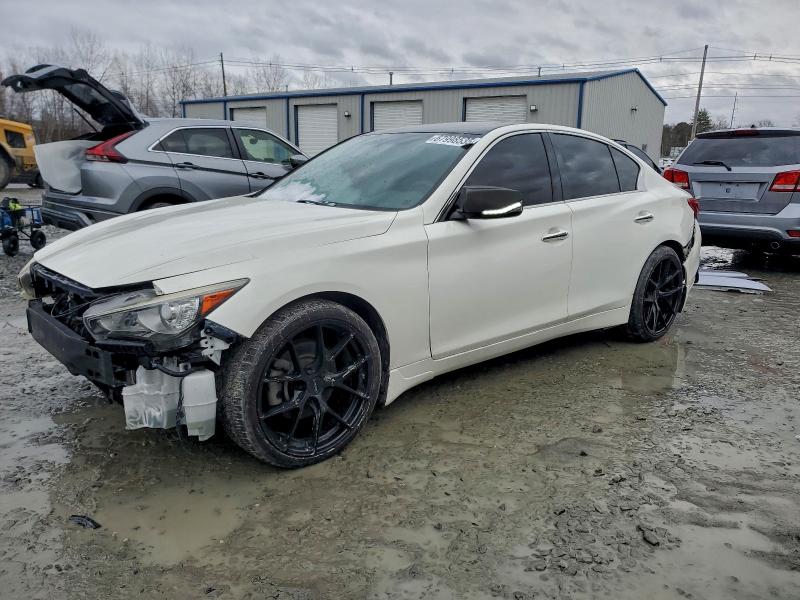 Фото 1 - INFINITI Q50