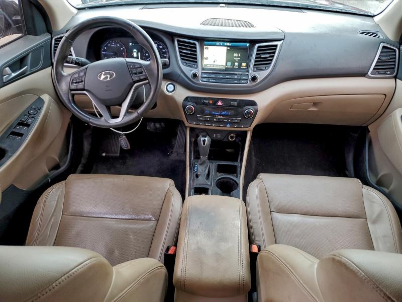 Фото 8 - HYUNDAI TUCSON