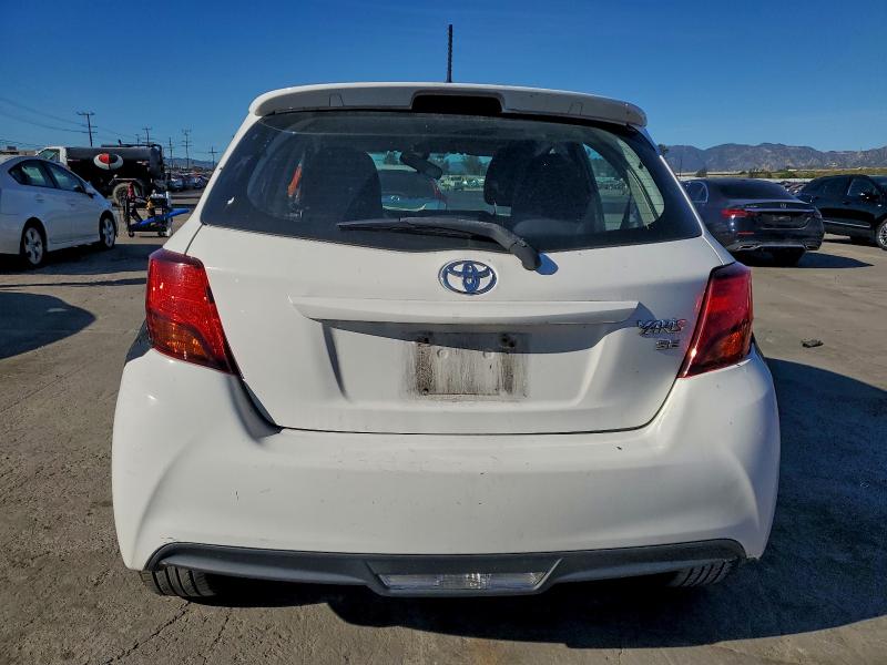 Фото 6 - TOYOTA YARIS