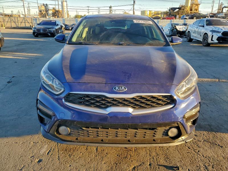 Фото 5 - KIA FORTE