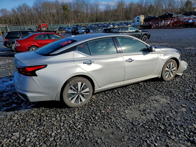 Фото 3 - NISSAN ALTIMA