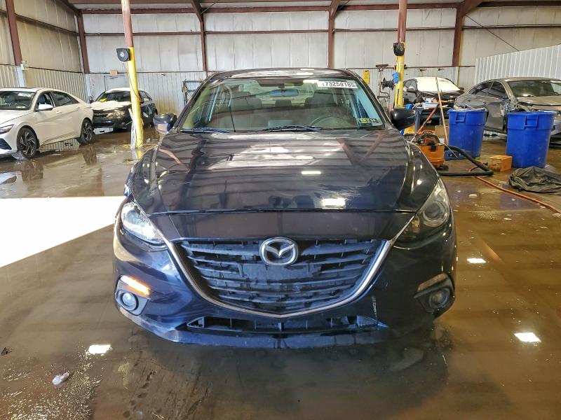 Фото 5 - MAZDA 3