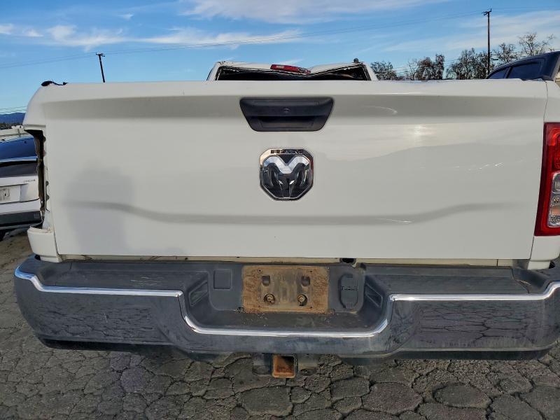 Фото 11 - RAM 2500