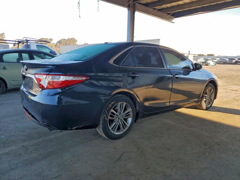 Фото 3 - TOYOTA CAMRY