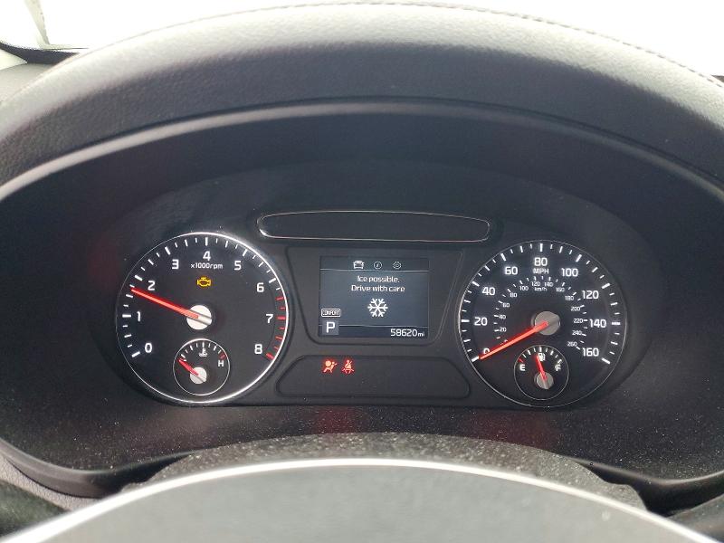 Фото 9 - KIA SORENTO