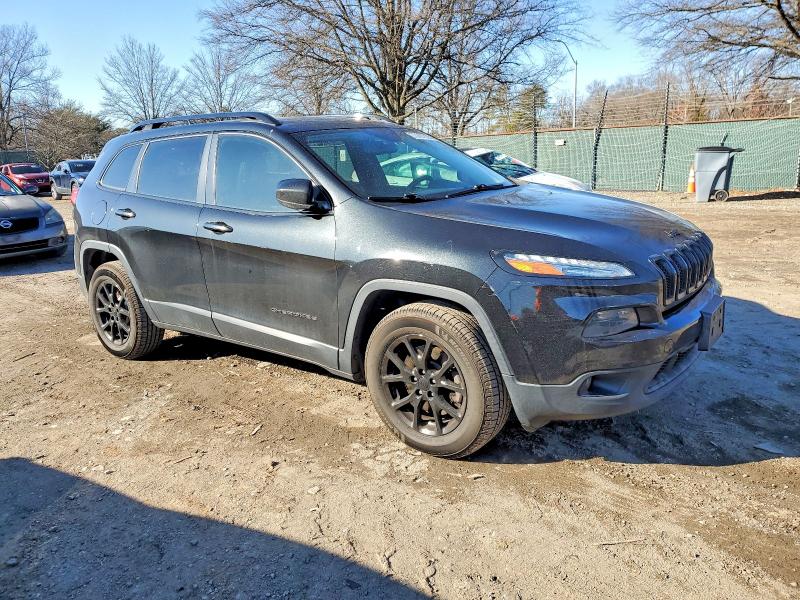 Фото 4 - JEEP GRAND CHER