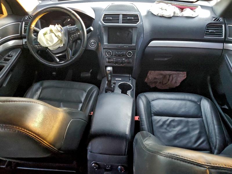 Фото 8 - FORD EXPLORER