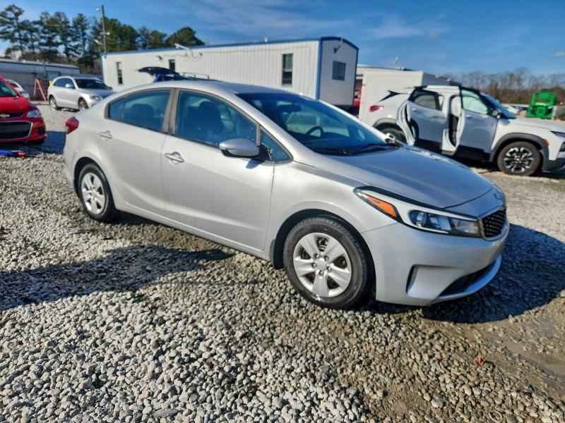 Фото 4 - KIA FORTE