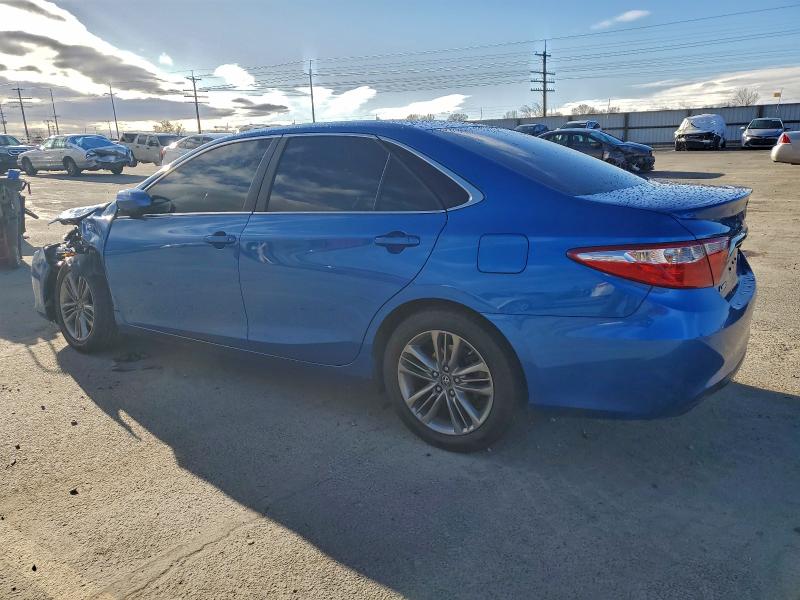 Фото 2 - TOYOTA CAMRY