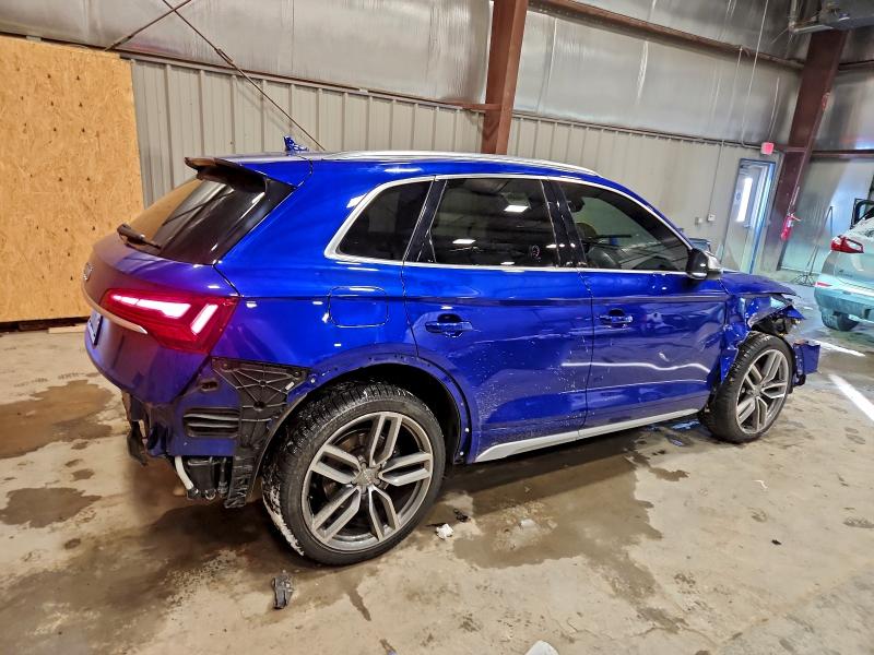 Фото 3 - AUDI SQ5