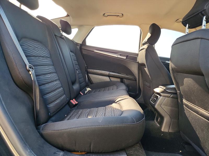 Фото 10 - FORD FUSION